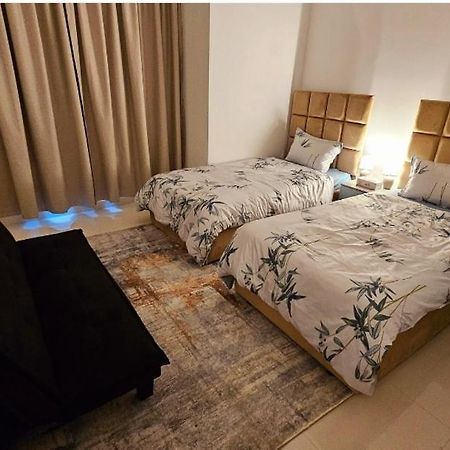 Splendid Villa Rooms Near Dubai Airport Luaran gambar
